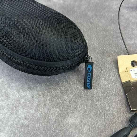 Costa Black Sunglasses Hard Case with Adjustable C-Line Retainer - Picture 4 of 7